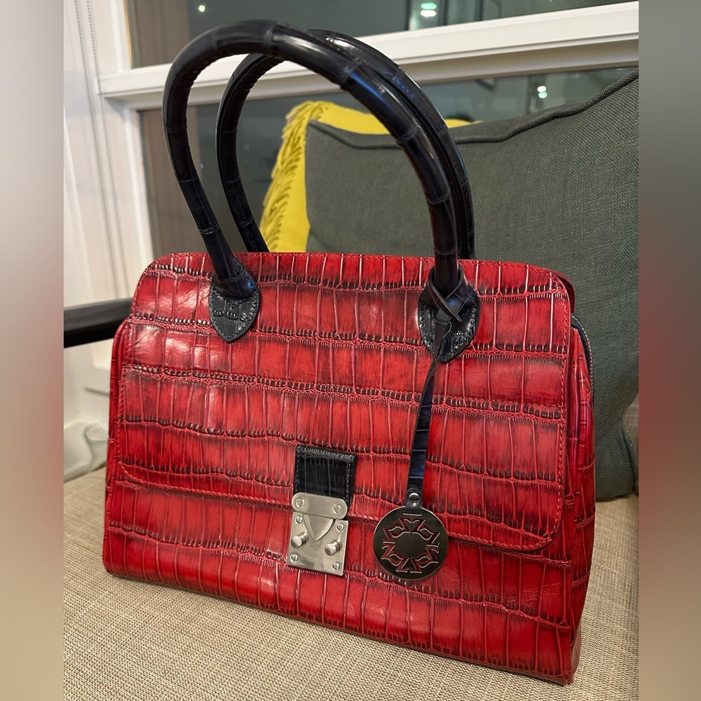 Carlo Pazolini Red Leather Satchel Purse Croc Design Made in Italy, medium